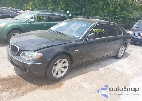 2006 BMW 750Li из США, поврежденный, VIN WBAHN83596DT25304
